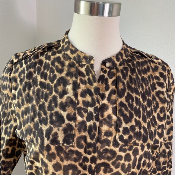 NEW Ann Taylor Womens 12 Animal Print Blouse Roll Tab Sleeve Button Up Shirt Top - Picture 2 of 11